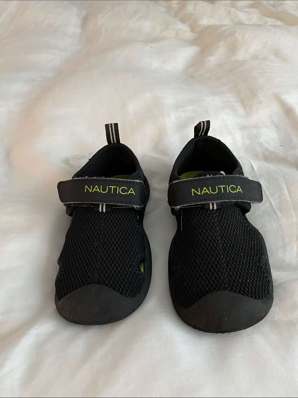 Nautica Black Kids Mesh Hook-and-Loop Water Shoes with Lime Accent